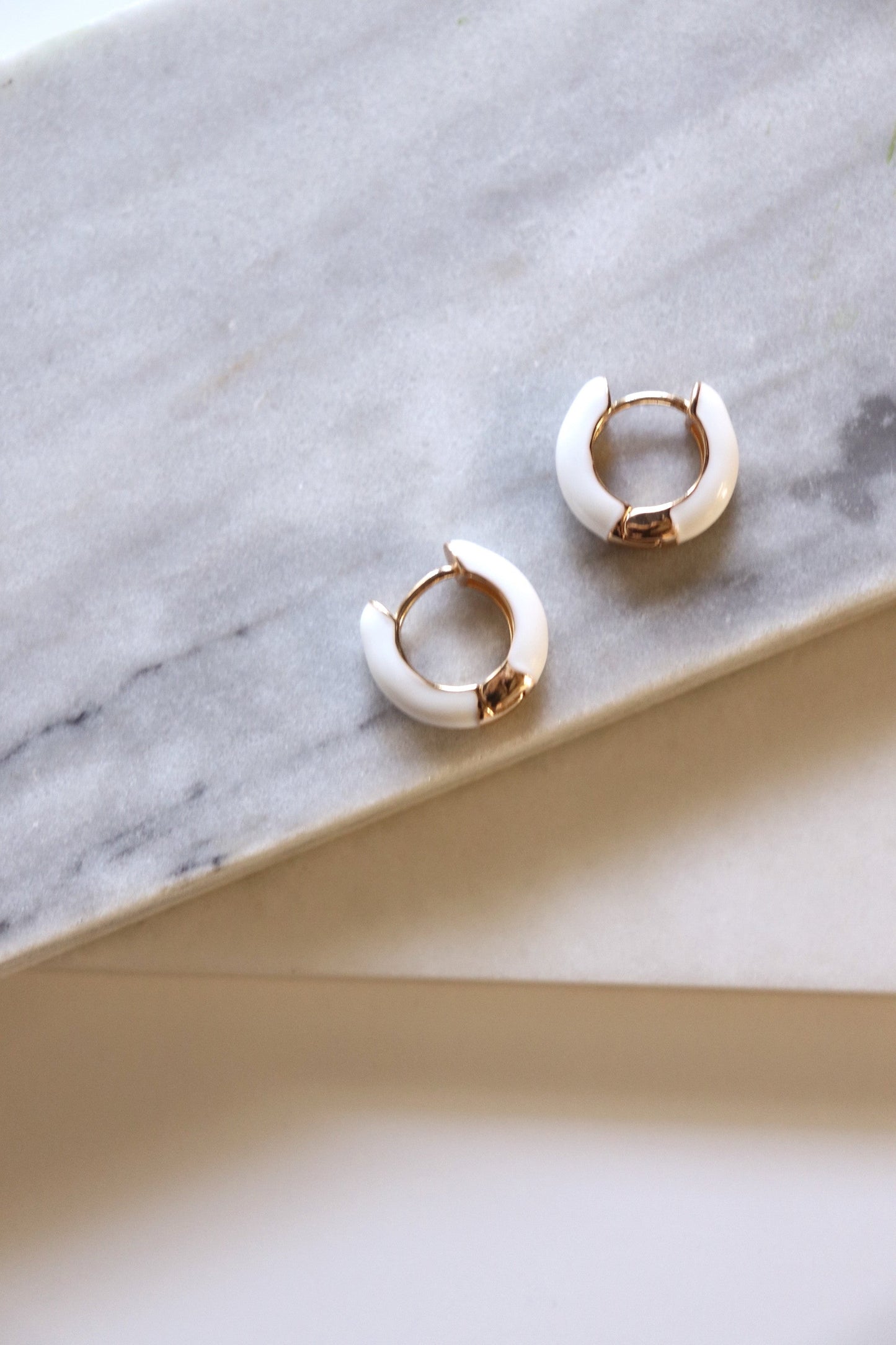 Margot Hoops (White)