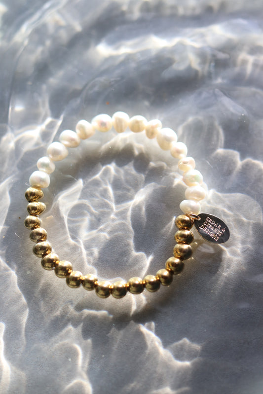 Half Pearl Bracelet - Water Resistant