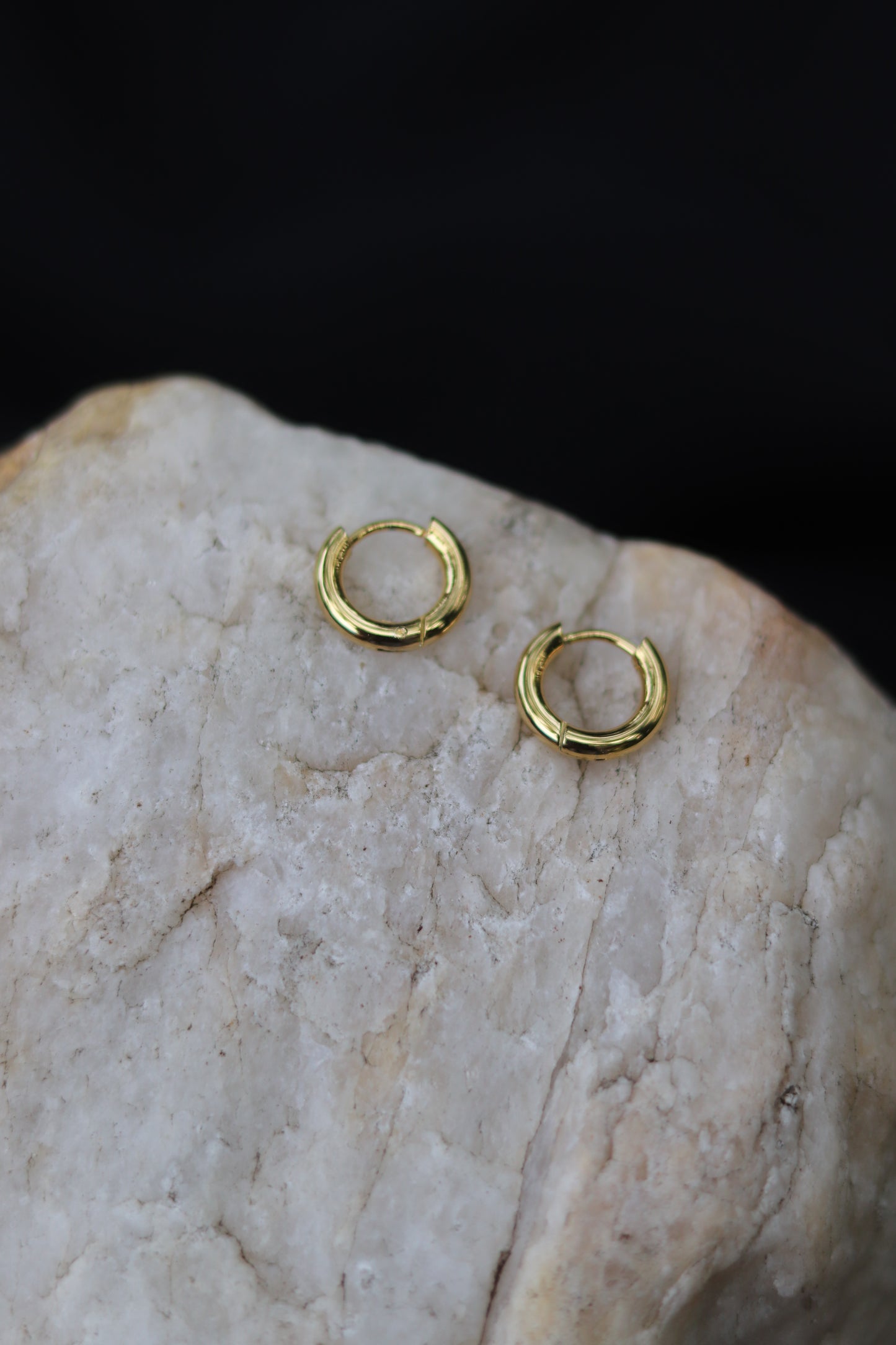 2X Mini Mara Hoops (Gold and Silver)