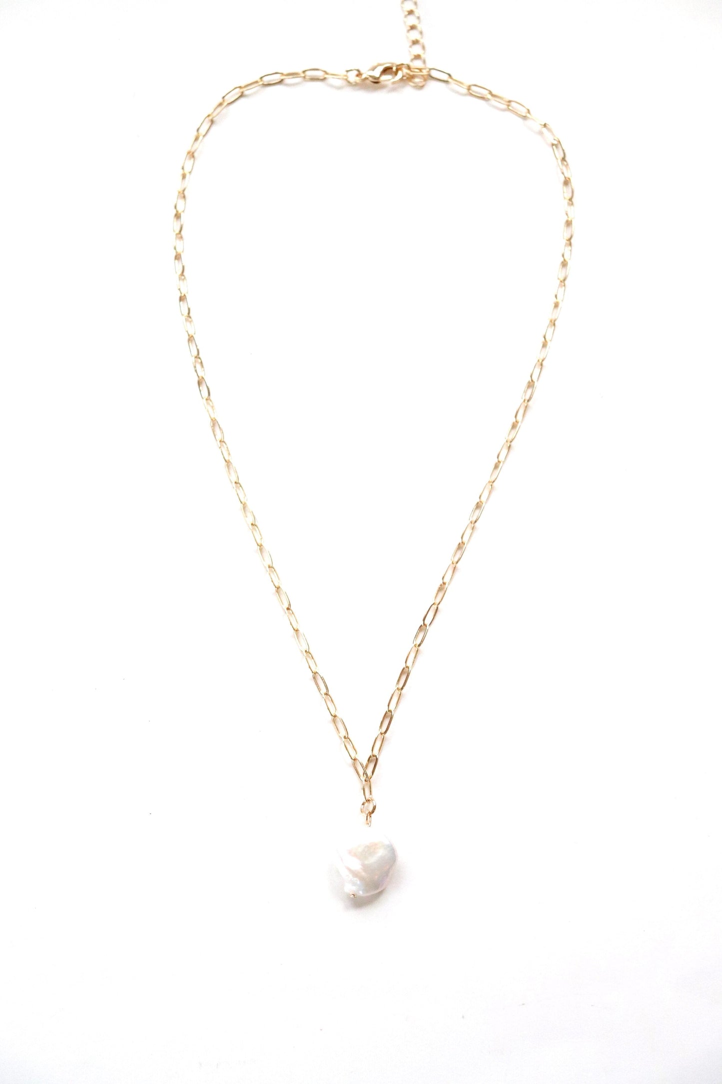 Gold Chain Necklace With a Pearl - Waterproof