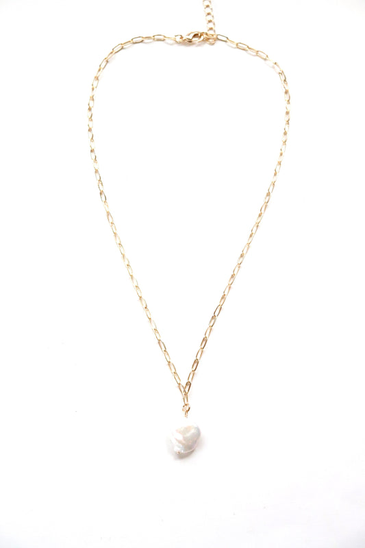 Gold Chain Necklace With Pearl